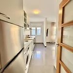 Dragos 103 Apartman *